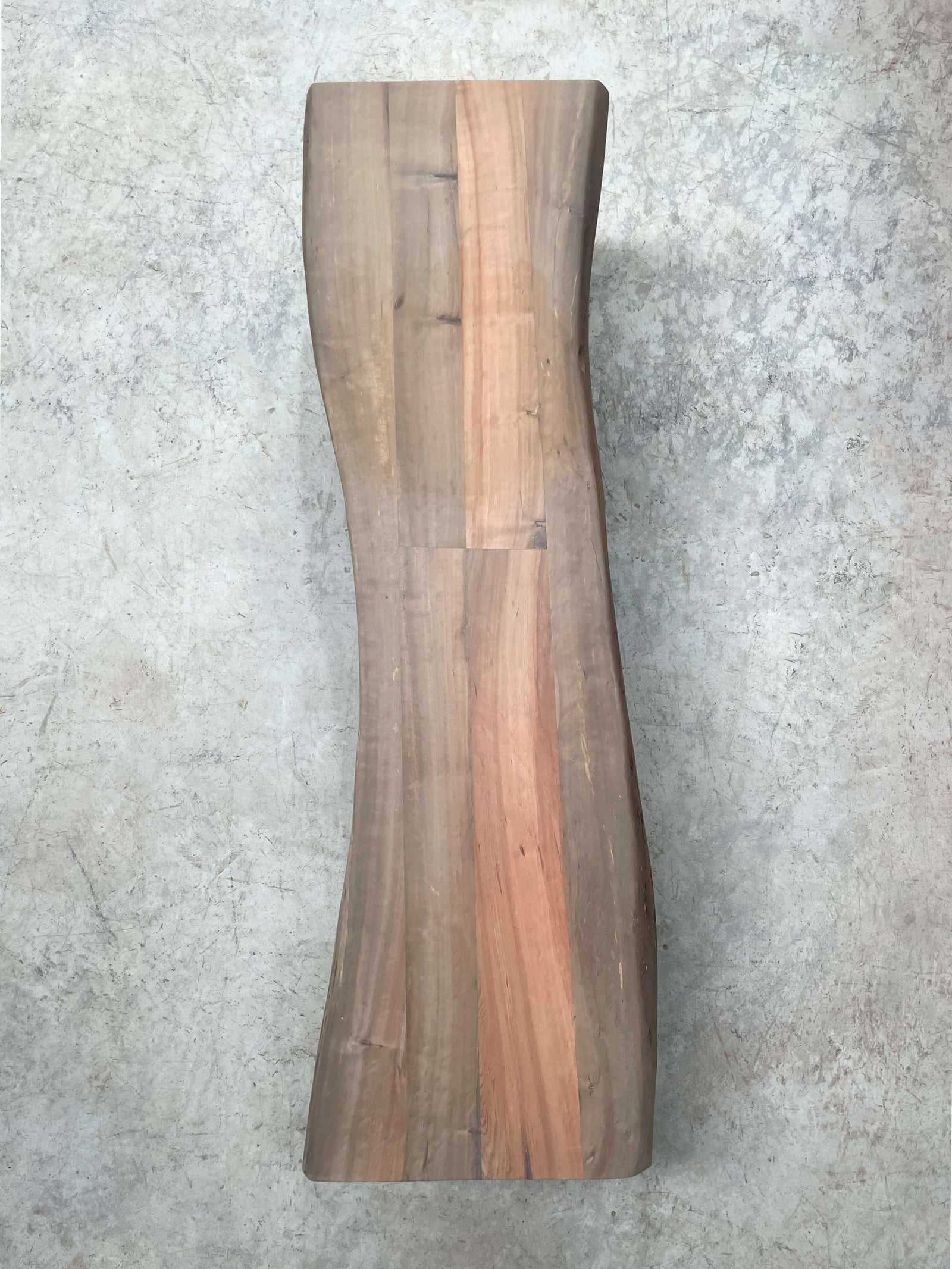 Tineo Bank Tabletop / 3D Modeling